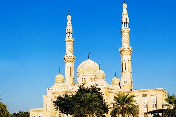 2-Days Dubai Combo City Tour with Dhow Cruise Dinner and Desert Safari - The dhow dinner cruise is a pleasant change of speed