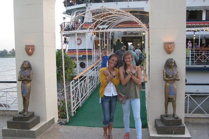 2 Hour Cairo Dinner Cruise on Nile river with live band - Downtown Cairo From the Nile