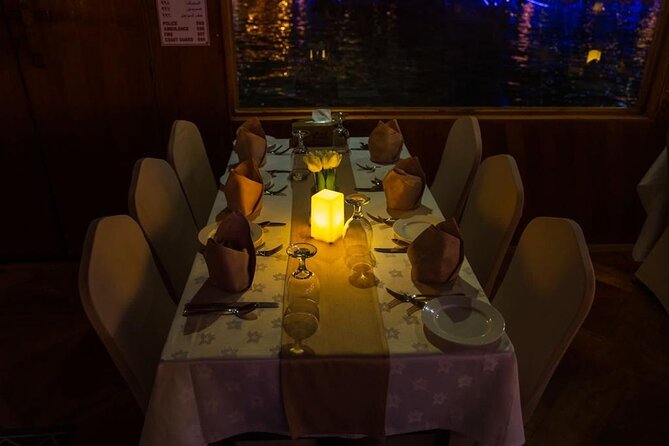 2-Hour Dubai Marina Dinner Cruise - Cleanliness and Comfort on Board