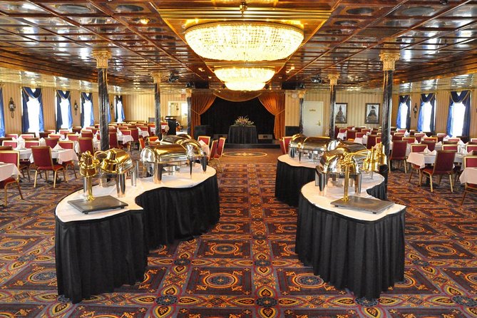 2 HR Savannah Riverboat Dinner Cruise with Onboard Entertainment - The red, white, and blue riverboat setting
