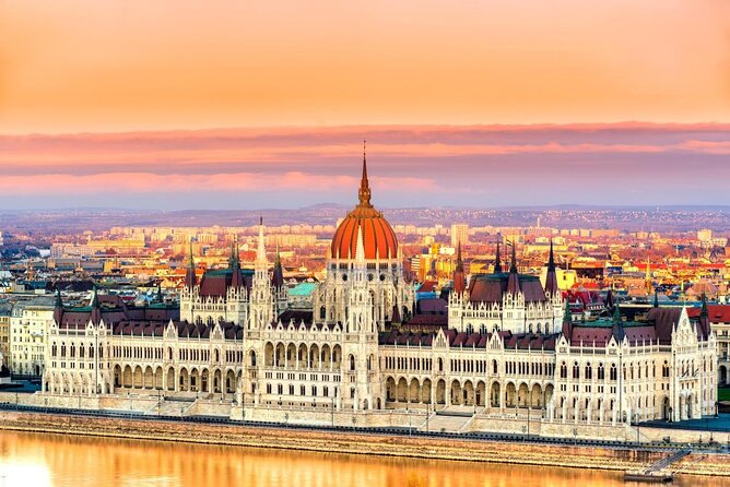 4 Course Dinner Cruise with Operetta, Folk Show and Welcome Drink - Key things to know before booking