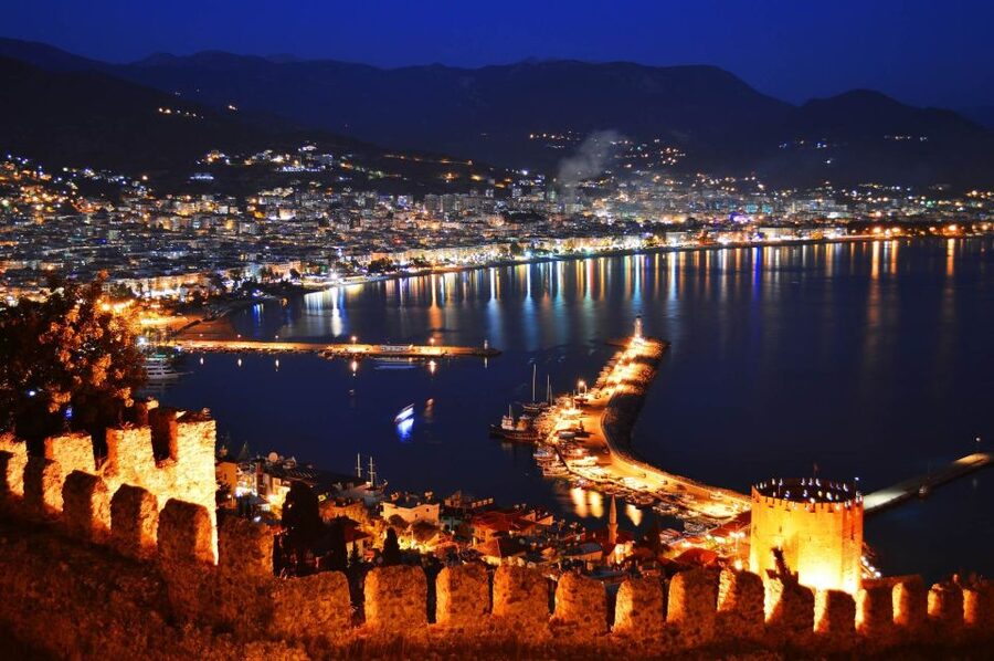 Alanya Night Safari Combo: Jeep Tour, Boat Cruise & Dinner - Orange orchards, the Oba Stream, and dinner