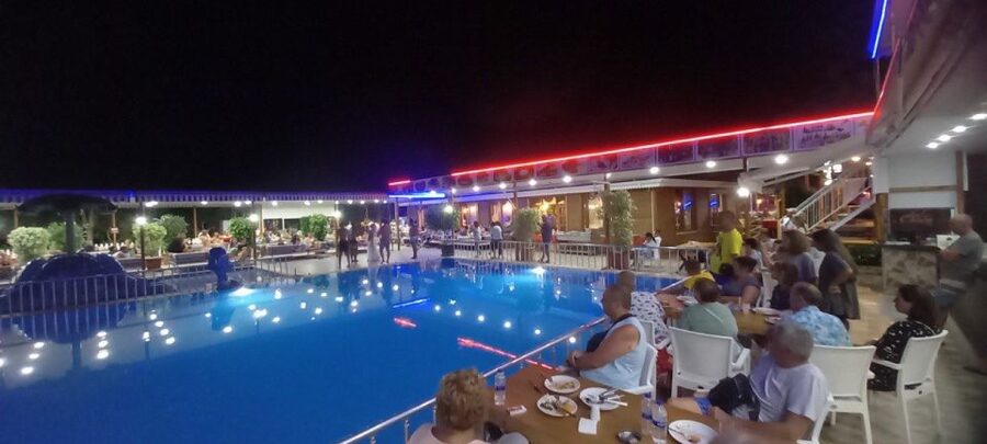Alanya Night Safari Combo: Jeep Tour, Boat Cruise & Dinner - Who will enjoy this most?
