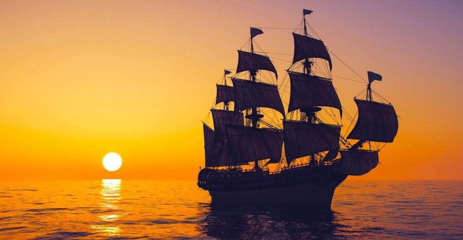 Alanya: Sunset Cruise with Dinner - Cleopatra Beach and the Famous Caves