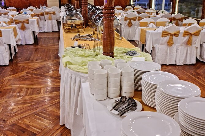Alexandra Dhow cruise Dinner Dubai Marina(International buffet) - Traditional music and dance on the water