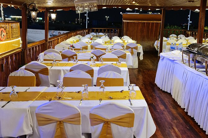 Alexandra Dhow cruise Dinner Dubai Marina(International buffet) - How the boat feels during dinner