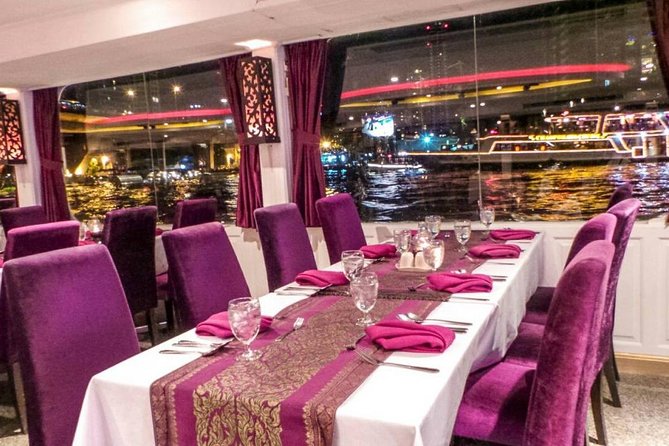 Amazing Chaophraya Dinner Cruise Experience - Live singers, saxophone, and dancing