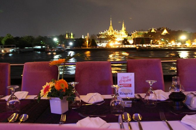 Amazing Chaophraya Dinner Cruise Experience - Who will enjoy this cruise most?