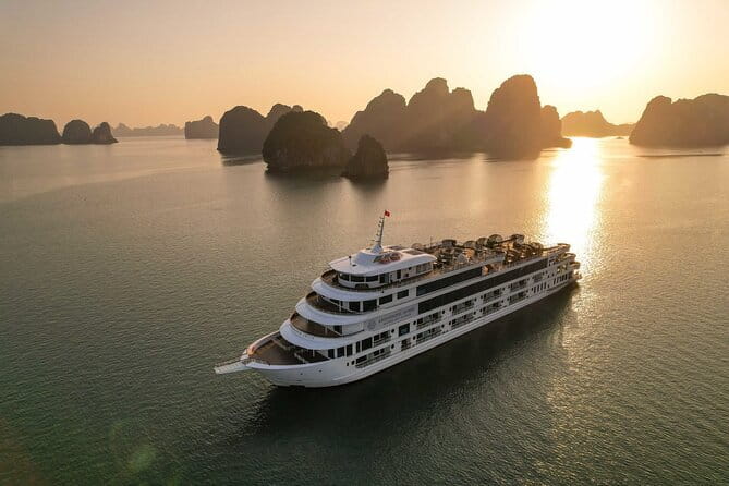 Ambassador Dinner Cruise with Live Music, Firework and Luxe - Key things to know before booking