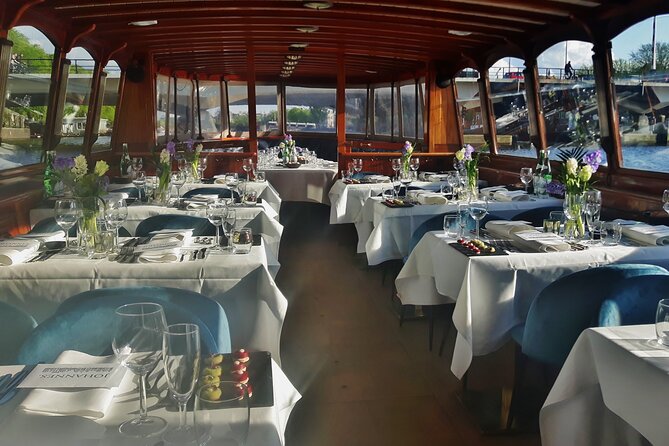 Amsterdam: Exclusive Dinner Canal Cruise - Key points to know before booking