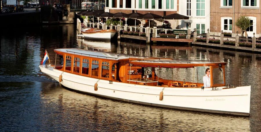 Amsterdam: High-End 3-Course Dinner Canal Cruise - What the $152 price really covers