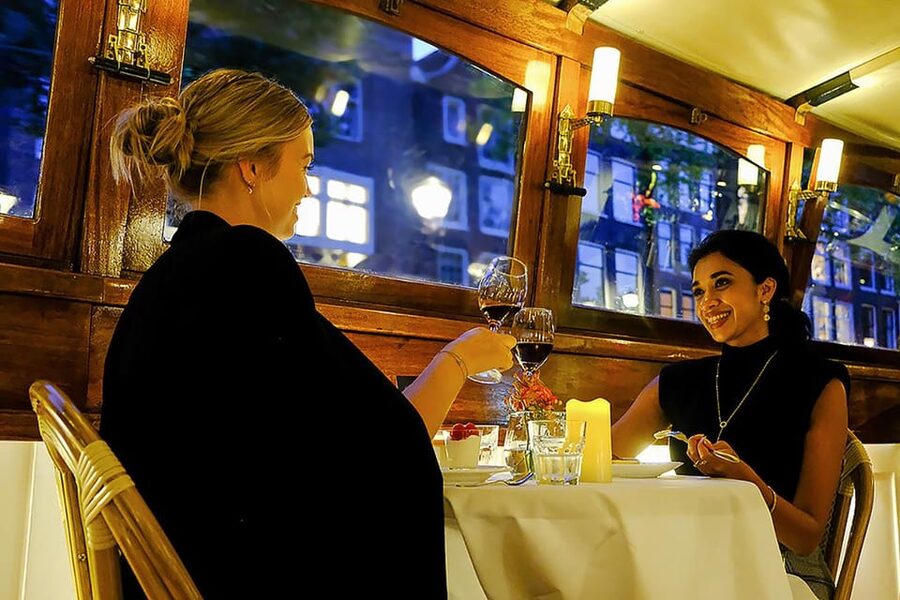 Amsterdam: Luxury Saloon Boat Cruise with 3-Course Dinner - Starting at Zwanenburgwal 20