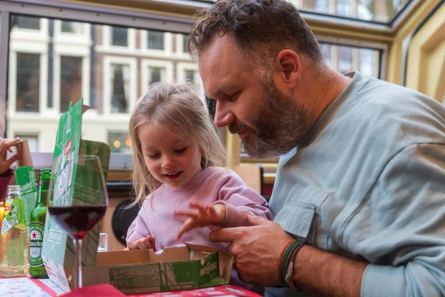 Amsterdam: Original Pizza Dinner Cruise + Unlimited Drinks - Starting at Damrak Pier 5