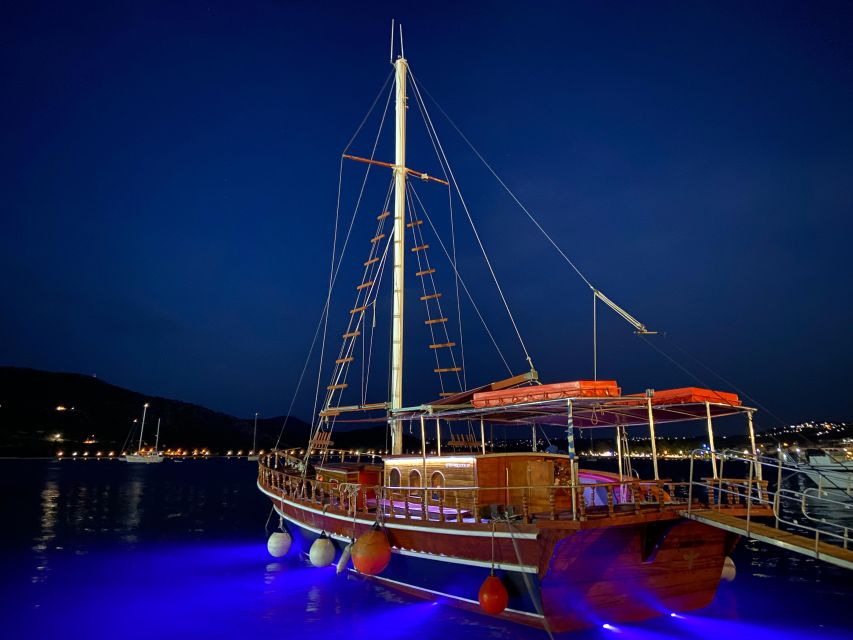 Argostoli: Sunset Cruise with Swim Stops, Dinner, and Wine - Who should book this sunset cruise?