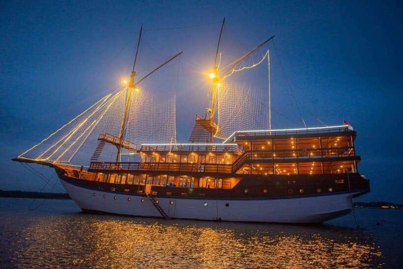 Bali Phinisi Cruise: Sunset Dinner with Live Music & Buffet - Arriving at Benoa Harbor