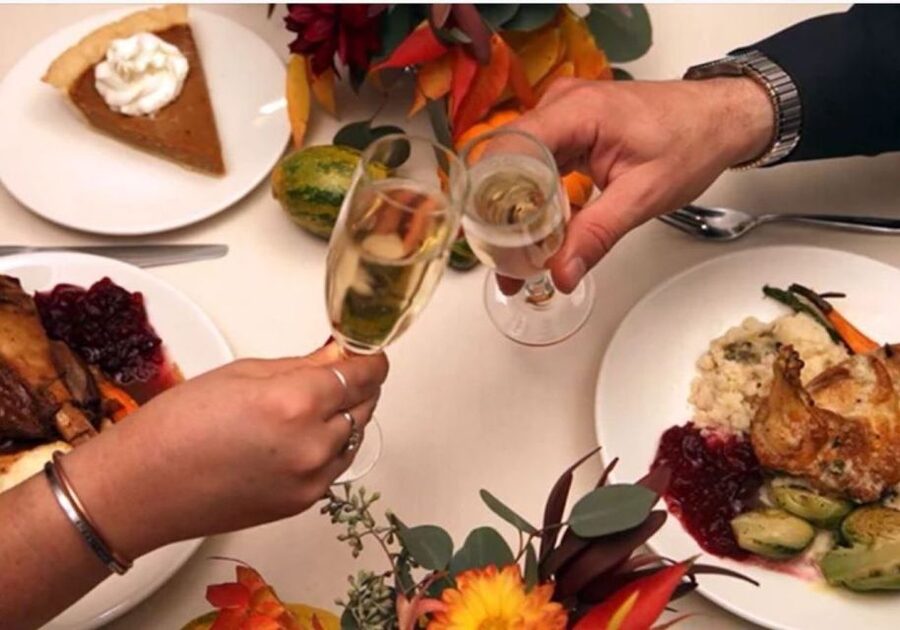 Baltimore: Christmas Day Gourmet Brunch or Dinner Cruise - Who will get the most from this cruise