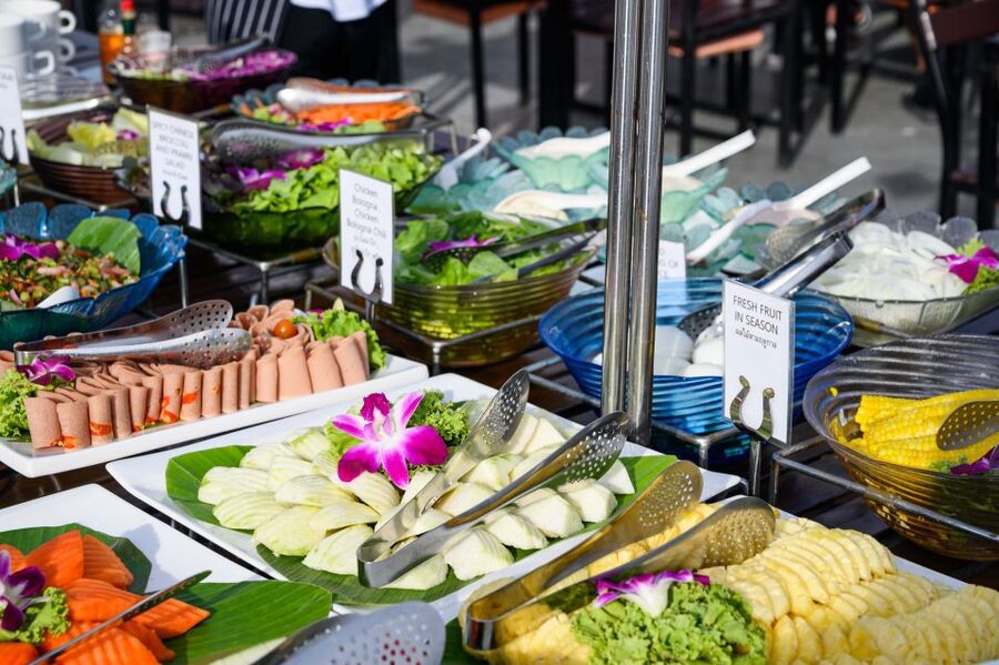 Bangkok: Calypso Cabaret & Dinner Cruise with Hotel Transfer - Calypso Cabaret from 7:45 to 8:55 PM