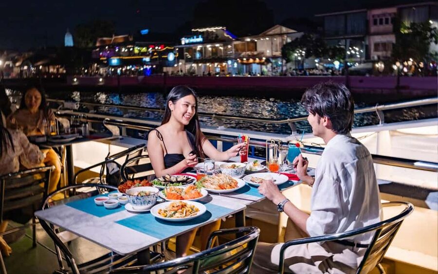 Bangkok: Carnival Dinner Cruise with Free-Flow Beer & Buffet - The upper deck turns dinner into a show