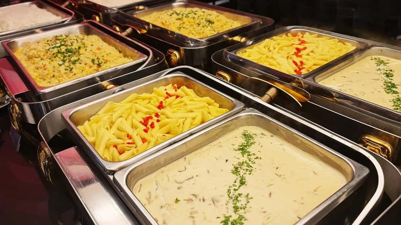 Bangkok: Chao Phraya Princess Dinner Cruise & Hotel Transfer - What dinner is like on board