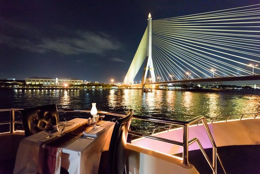 Bangkok: Chao Phraya Princess Dinner Cruise Ticket - Rama VIII Bridge and the entertainment on board