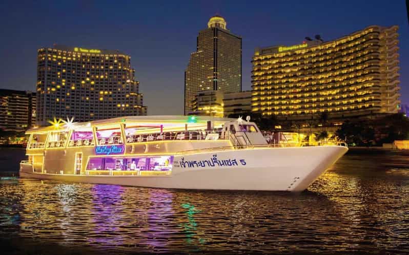 Bangkok: Chao Phraya Princess Dinner Cruise - Checking in at ICONSIAM before sunset