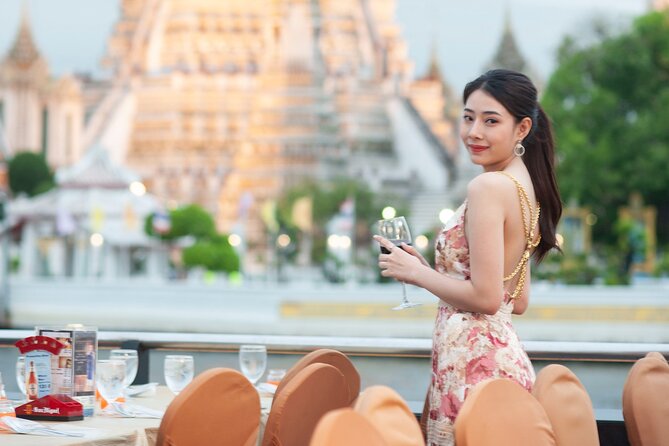 Bangkok Dinner Cruise on the Chao Phraya River - What the evening is really like
