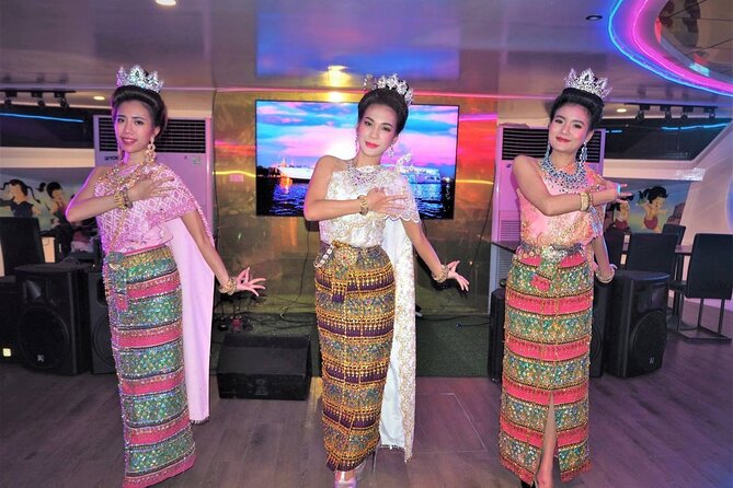Bangkok Dinner Cruise with Intl Buffet, Live Music & Hotel Pickup - Dinner, seafood, and onboard entertainment