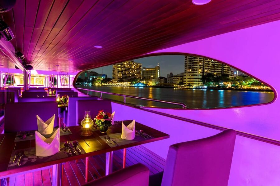 Bangkok: Grand Pearl Dinner Cruise with Hotel Transfer - Live singers are one of the strongest features