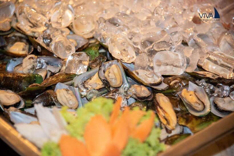 Bangkok: Noah 6 Stars Luxury Chaophraya River Dinner Cruise - Key points to know before you book