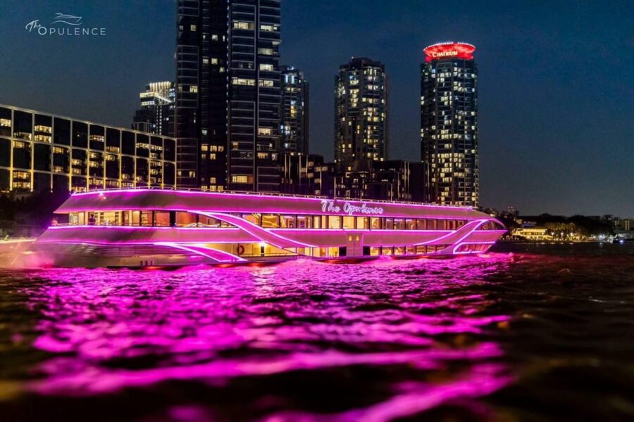 Bangkok: Opulence Luxury Chao Phraya Dinner Cruise - The buffet: plenty of choice, with a few limits