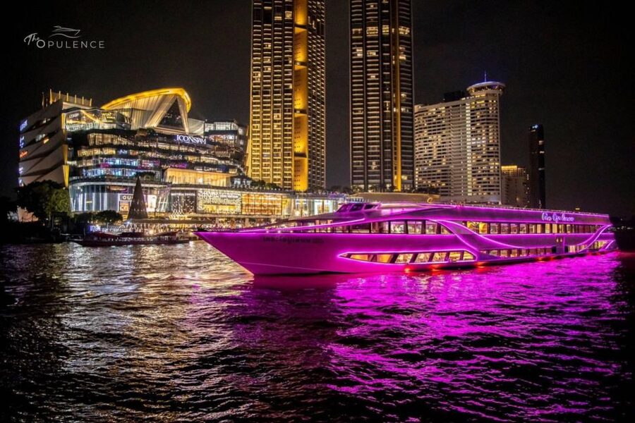 Bangkok: Opulence Luxury Chao Phraya Dinner Cruise - Finding the best table and the best photos