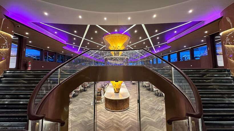 Bangkok: Opulence Luxury Dinner Cruise with Hotel Transfer - Who should book the Opulence Cruise