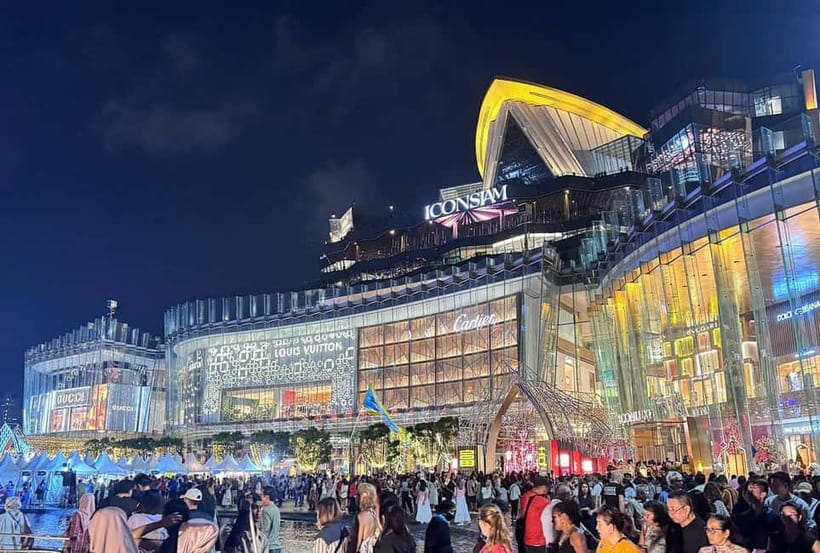Bangkok: Opulence Luxury River Dinner Cruise with Live Band - A two-hour route past Bangkok’s royal riverfront