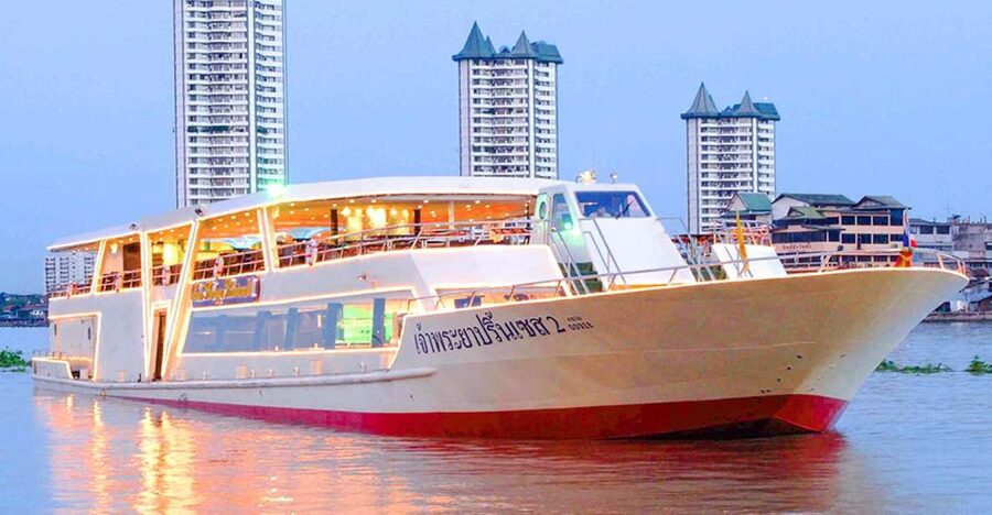 Bangkok: River Dinner Cruise on the Chao Phraya Princess - What the Chao Phraya Princess evening is really like
