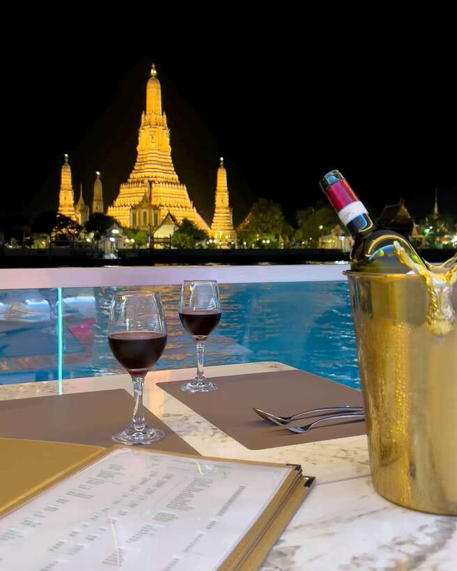 Bangkok: Royal Galaxy Dinner Cruise with Siam Fantasy Show - Two Bangkok evenings in one package