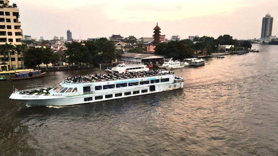 Bangkok: Royal Princess Chao Phraya Dinner Cruise - Why the Royal Princess works for a Bangkok night