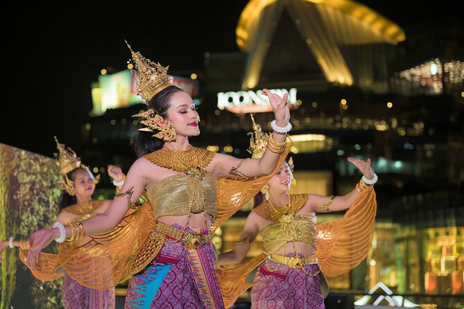 Bangkok Sawasdee Chaophraya Dinner Cruise from ICONSIAM - How crowded will the boat feel?