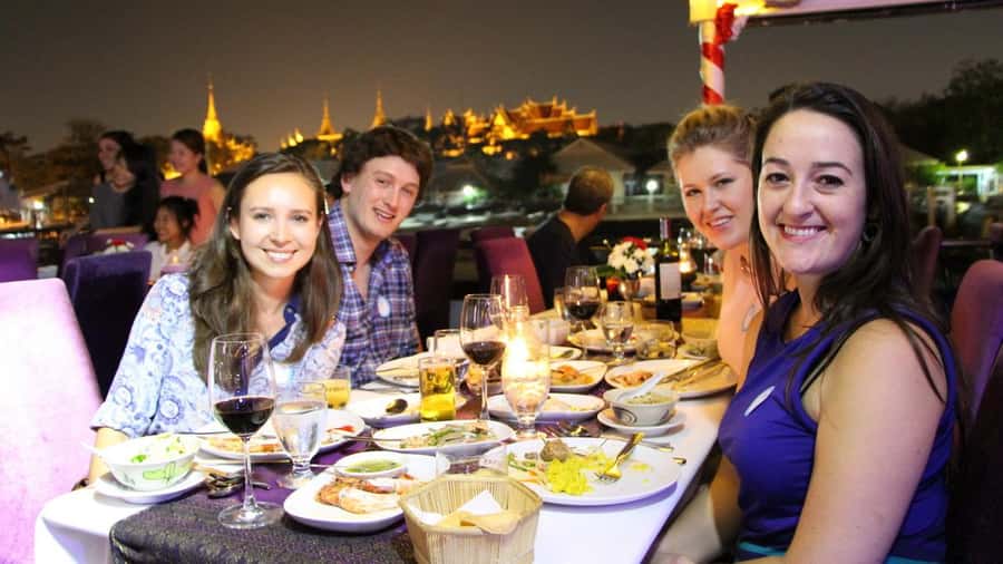 Bangkok: The Opulence Chao Phraya Lavish Dinner Cruise - What you see from the Chao Phraya
