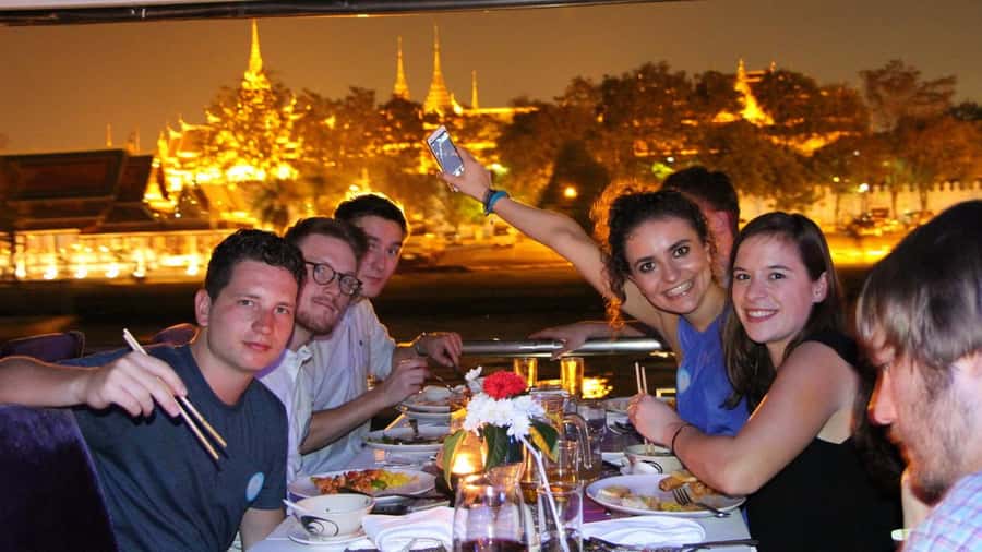 Bangkok: The Opulence Chao Phraya Lavish Dinner Cruise - Who will enjoy this cruise most?