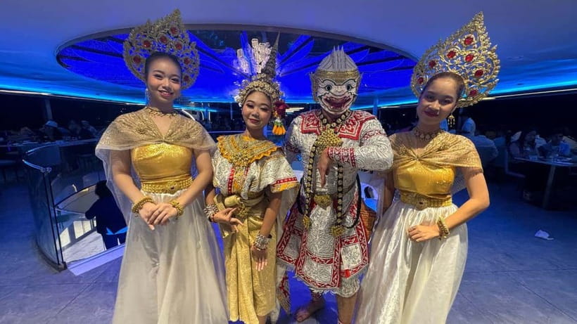 Bangkok: The Planet Chao Phraya River Dinner Cruise - Dinner on the Chao Phraya River