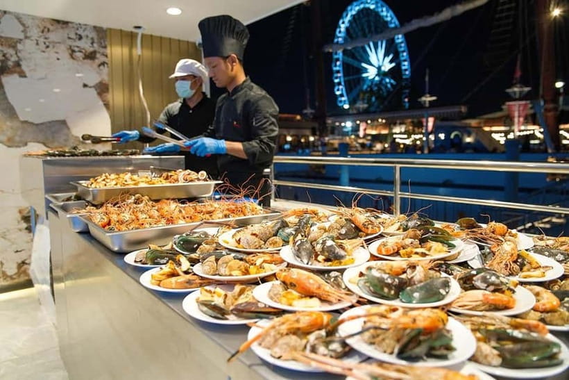Bangkok:The Planet Sunset&Dinner Cruise on Chao Phraya River - Who should book The Planet?