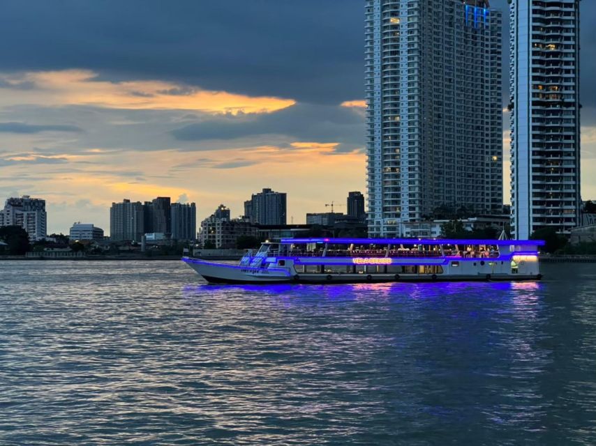 Bangkok: VELA Dinner Cruise Ticket - Boarding at Asiatique Pier 1