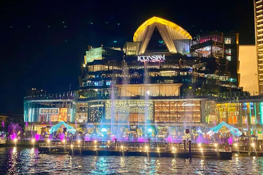 Bangkok: Wonderful Pearl Dinner Cruise and Live Performance - What the Wonderful Pearl Cruise is really selling