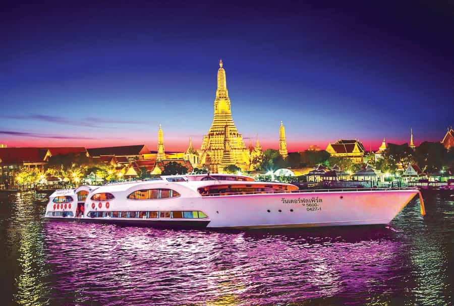 Bangkok: Wonderful Pearl Dinner Cruise and Live Performance - Choosing between the indoor area and upper deck