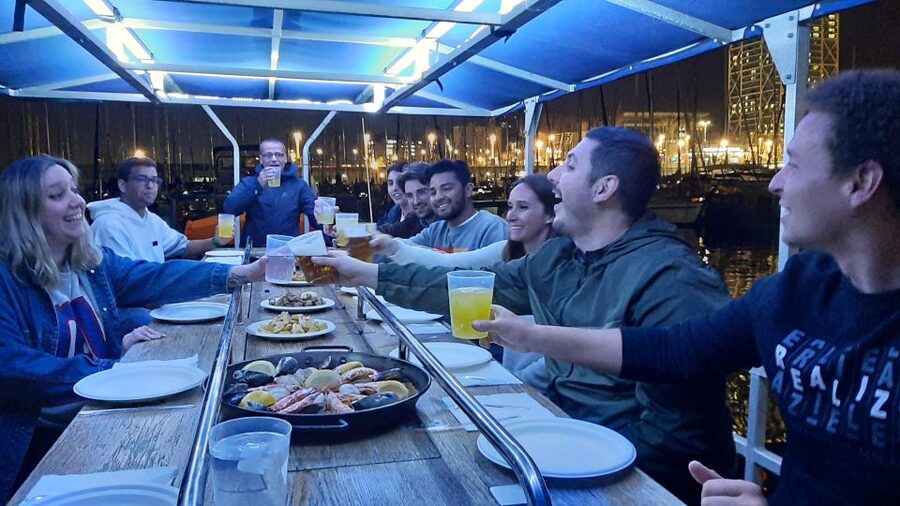 Barcelona: Private Evening Cruise with Dinner and Drinks - Paella, drinks, and the practical side of dinner