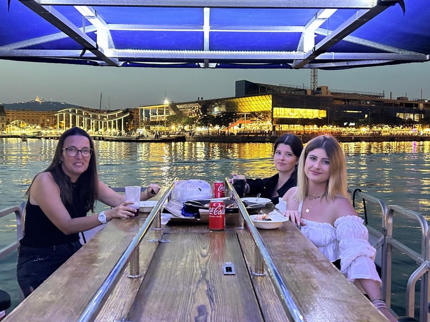 Barcelona: Private Evening Cruise with Dinner and Drinks - Sunset, city lights, and the best time to go