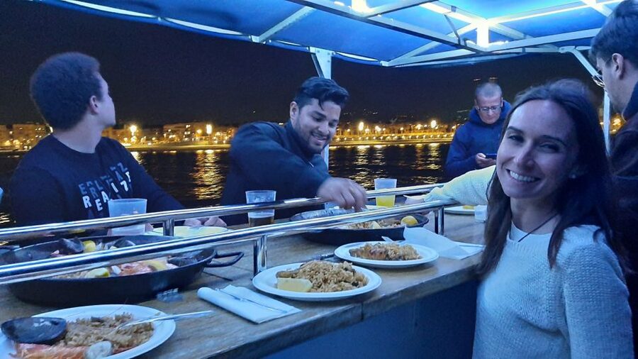Barcelona: Private Evening Cruise with Dinner and Drinks - Who will enjoy this cruise most