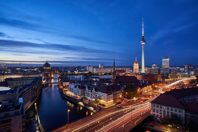 Berlin 3-Course Dinner Cruise - The Fernsehturm and Berlin’s central skyline