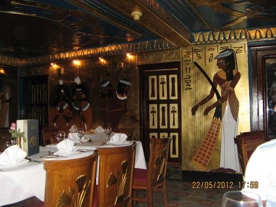 Book online Dinner cruise in Cairo 5 Stars Luxury - Your 6:30 p.m. pickup across Cairo
