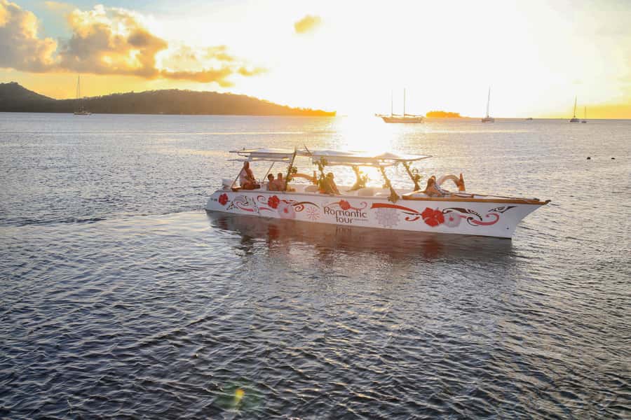 Bora Bora: Combo Sunset Cruise & Romantic Dinner at St James - Key points at a glance